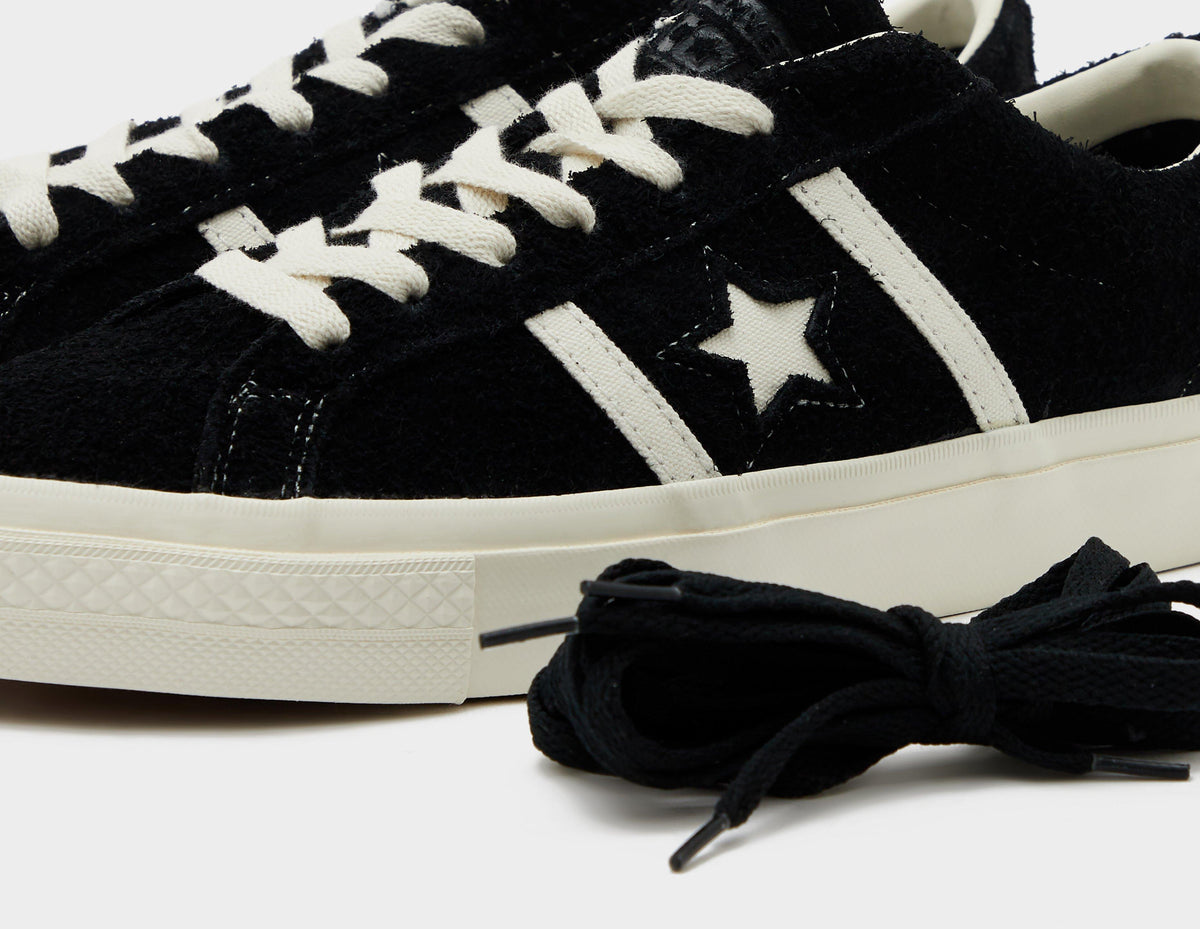 Converse One Star Academy