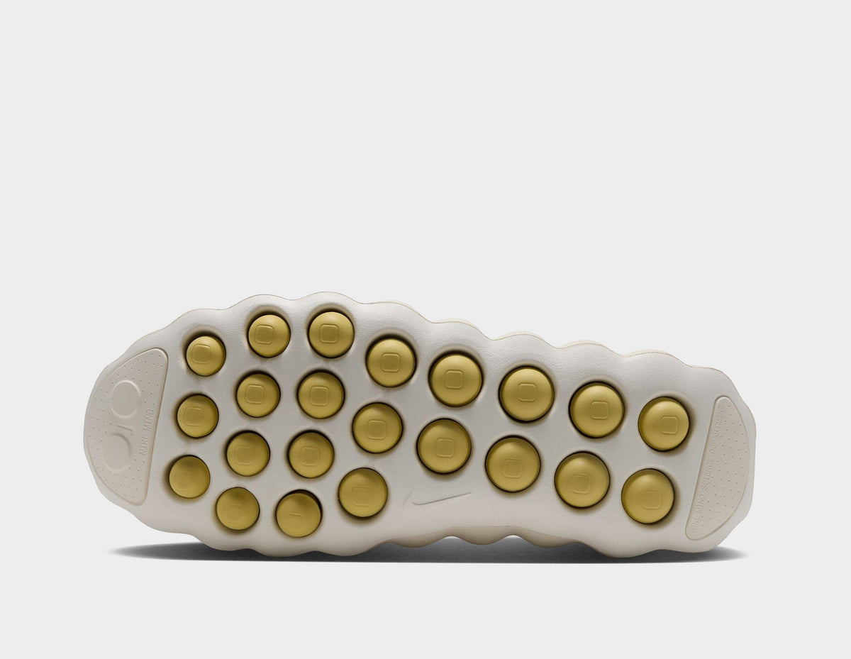 Nike Mind 002